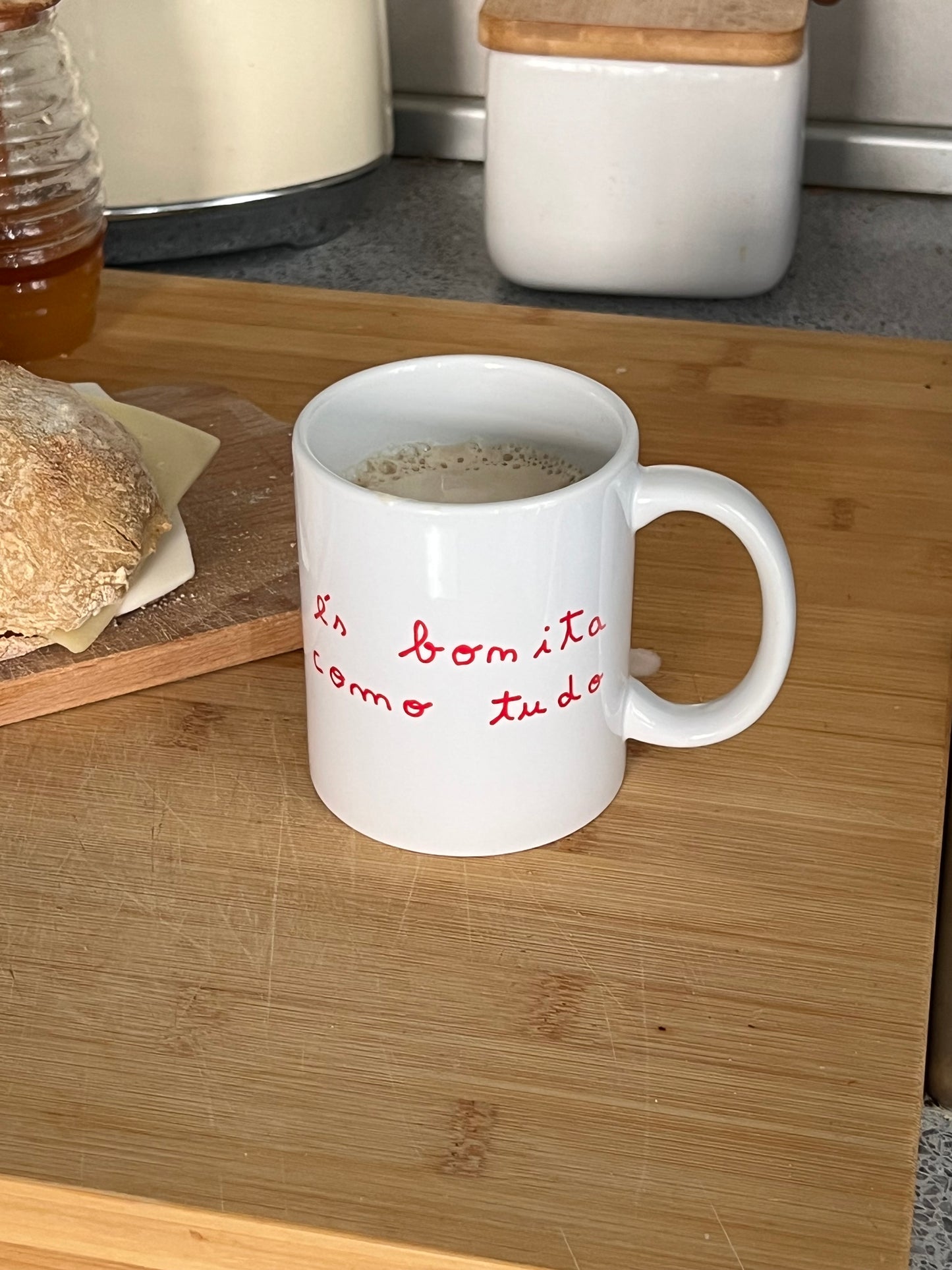 ÉS BONITA COMO TUDO (CANECA)