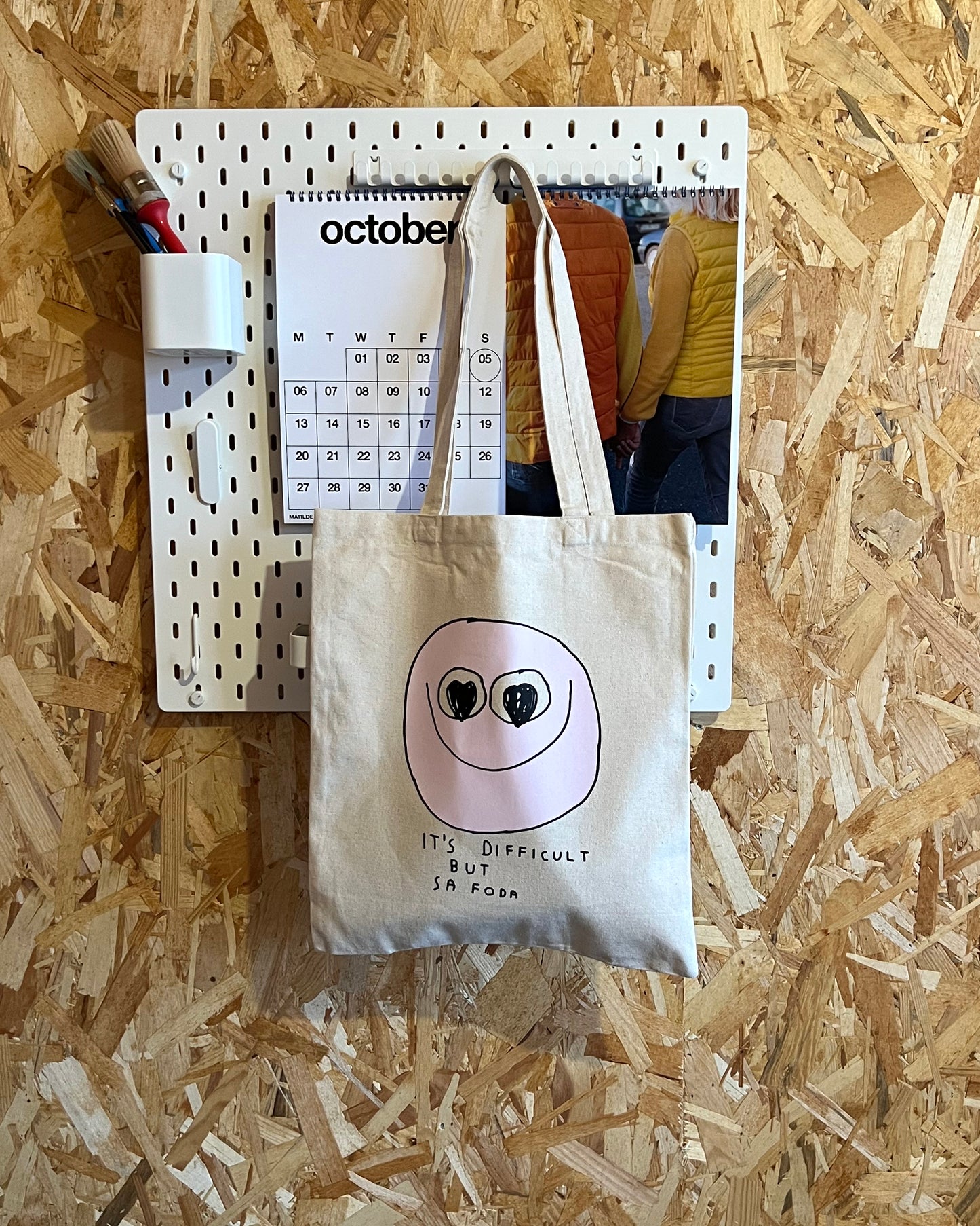 IT'S DIFFICULT TOTEBAG