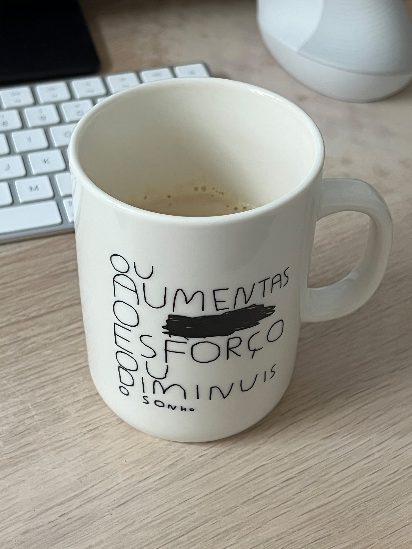 OU AUMENTAS O ESFORÇO OU DIMINUIS O SONHO