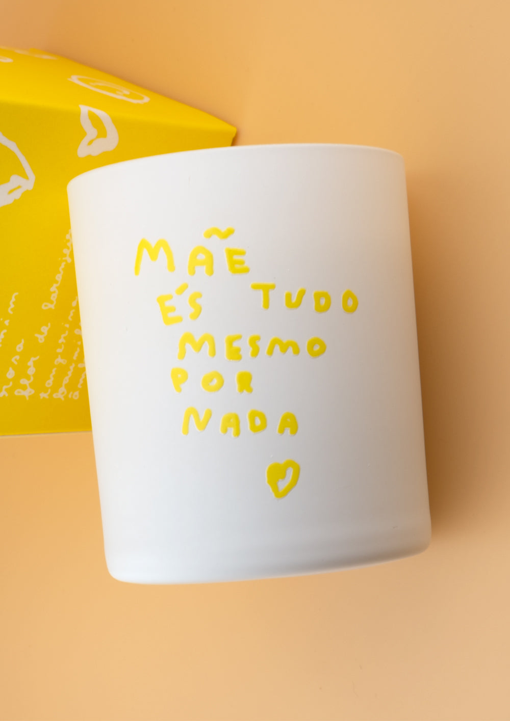 MÃE ÉS TUDO MESMO POR NADA